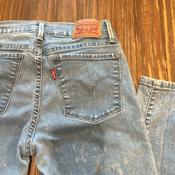 Like New Worn Once Women’s Levi’s 710 Super Skinny 26 Stretch Jeans Light Blue - Picture 4 of 4